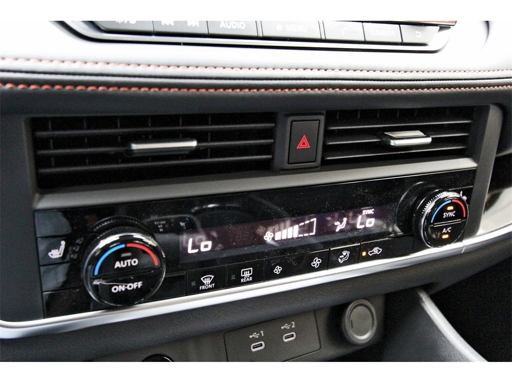 2026 Nissan Rogue SV photo 16