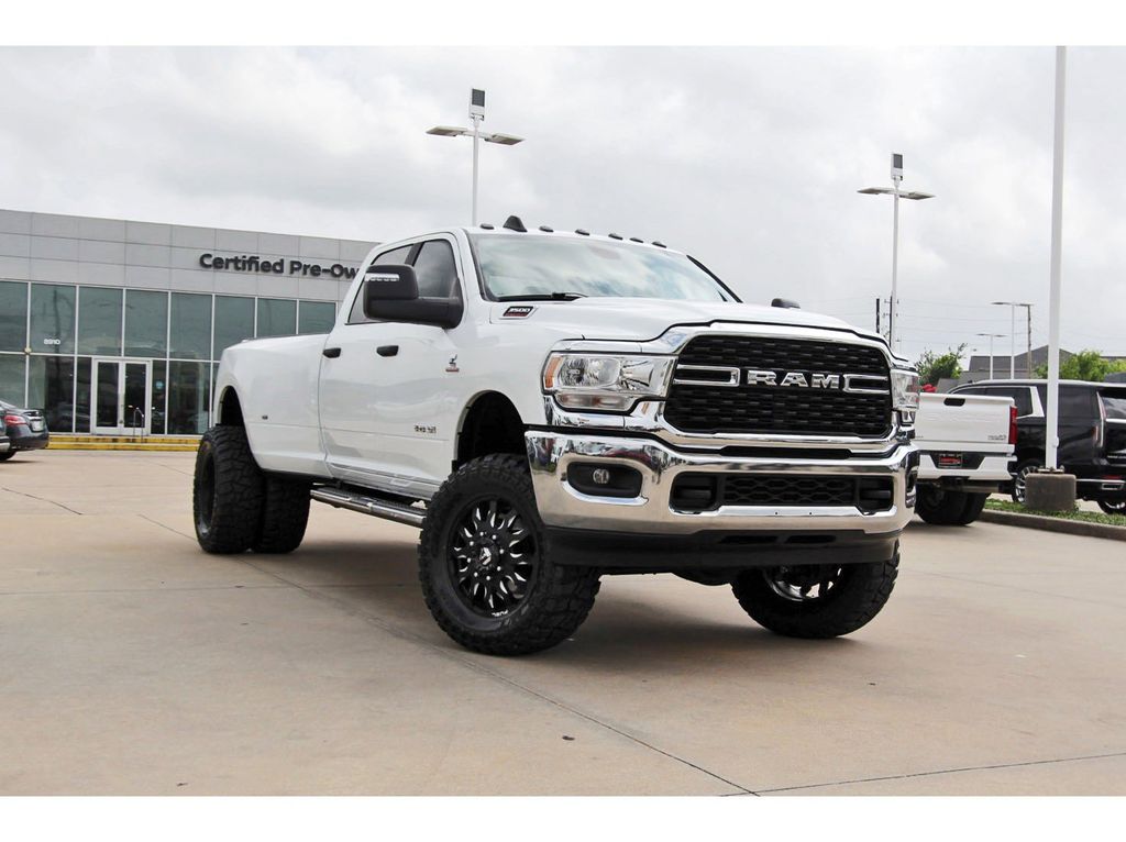 2024 RAM 3500 Big Horn 4X4 Crew Cab LWB's photo