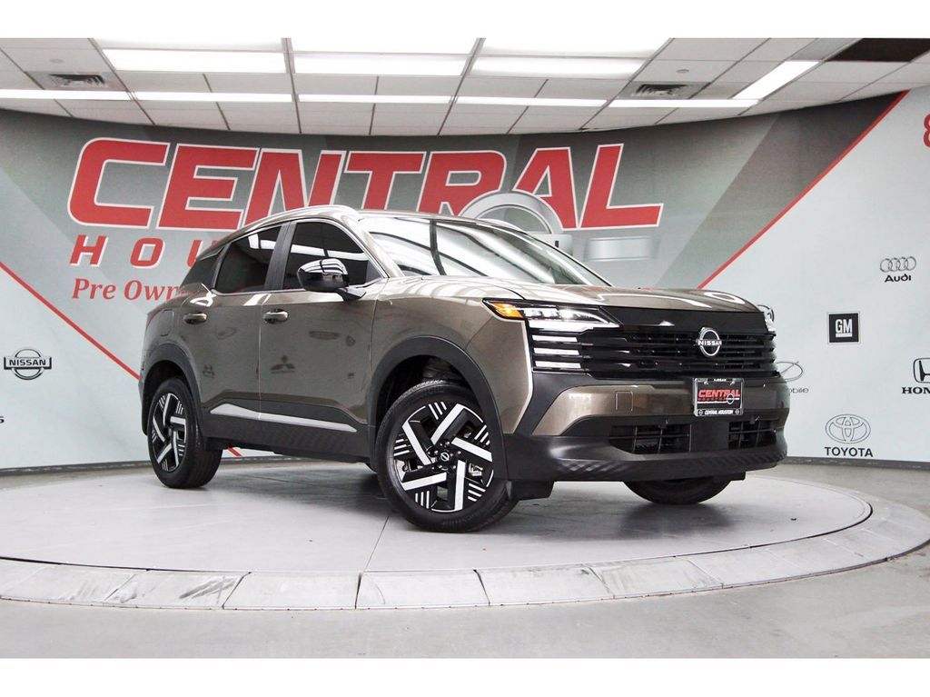 2026 Nissan KICKS