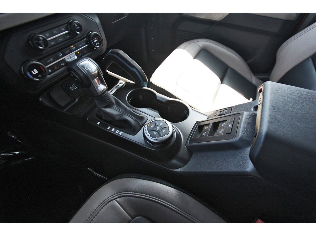 2023 Ford Bronco 4-Door Wildtrak - Photo 20