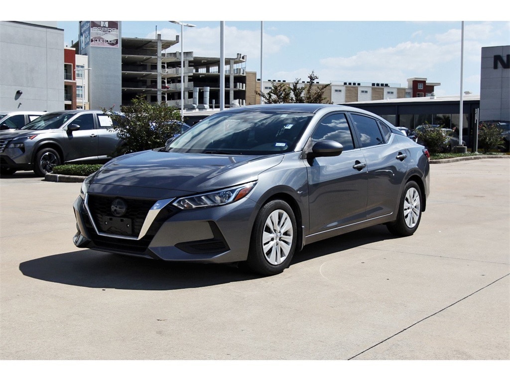 2021 Nissan Sentra S photo 2