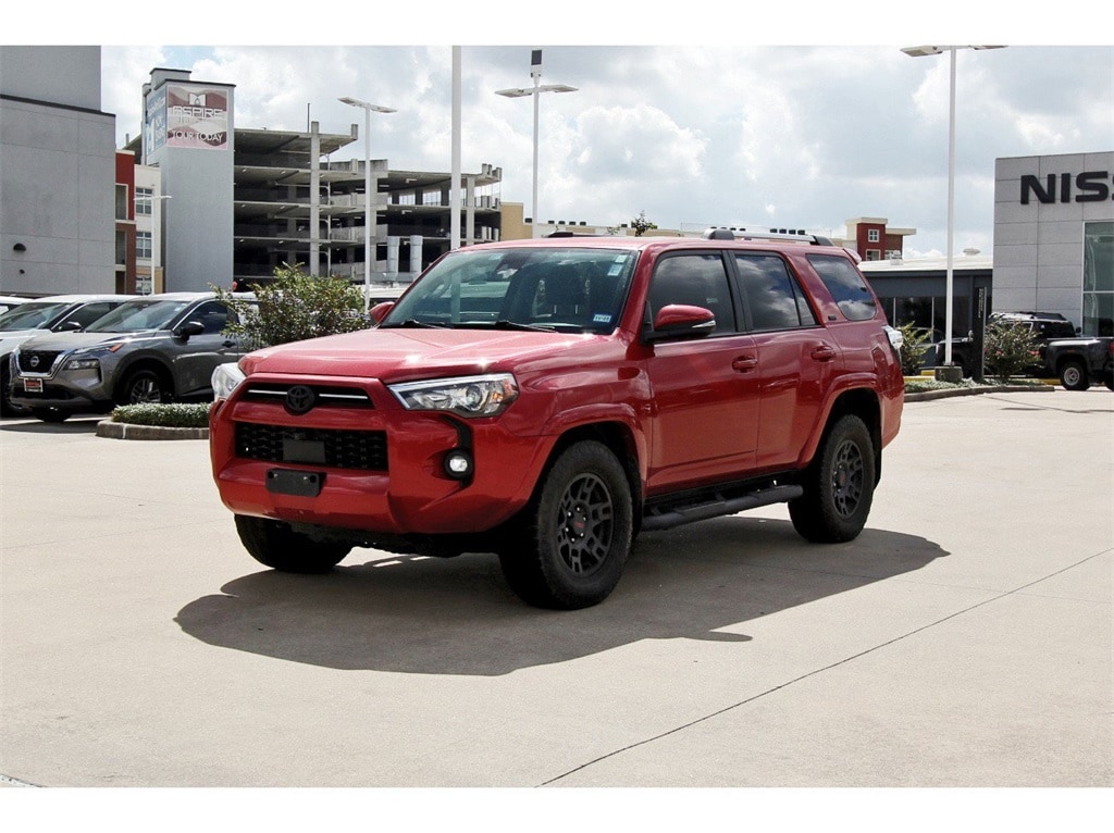 2022 Toyota 4Runner SR5 Premium photo 2