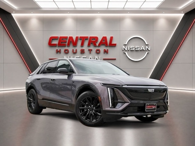 Used 2024 Cadillac LYRIQ Sport 2 with VIN 1GYKPVRL7RZ129810 for sale in Houston, TX