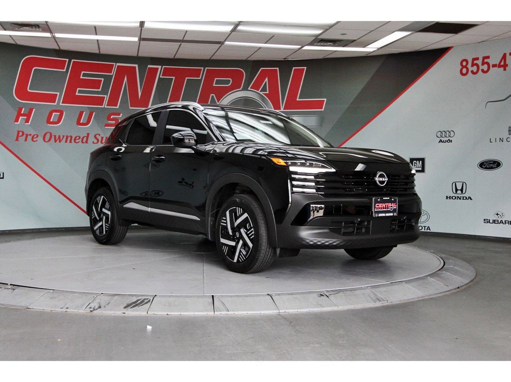 2026 Nissan Kicks 2.0 SV's photo