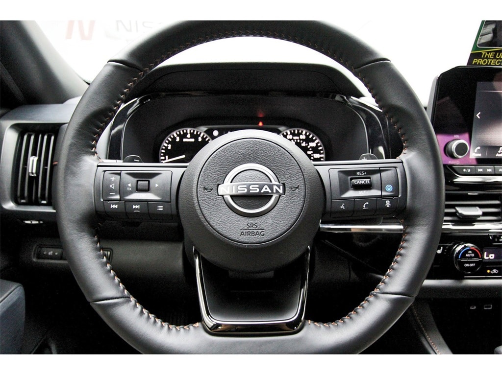 2025 Nissan Pathfinder Rock Creek photo 3