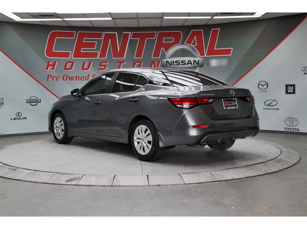 2025 Nissan Sentra S photo 3