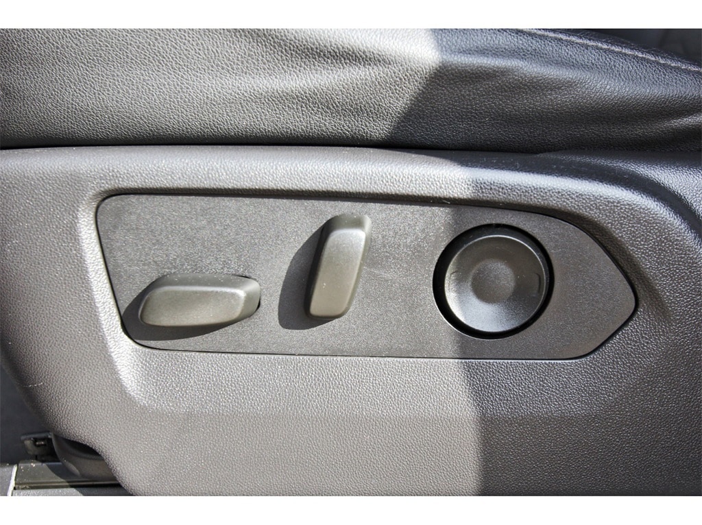 2024 Chevrolet Silverado 1500 ZR2 - Photo 25