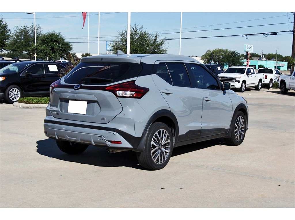 2021 Nissan Kicks SV photo 4