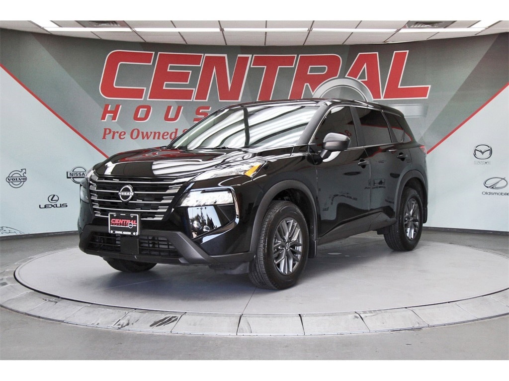 Used 2025 Nissan Rogue S SUV