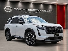 2026 Nissan Pathfinder Platinum SUV