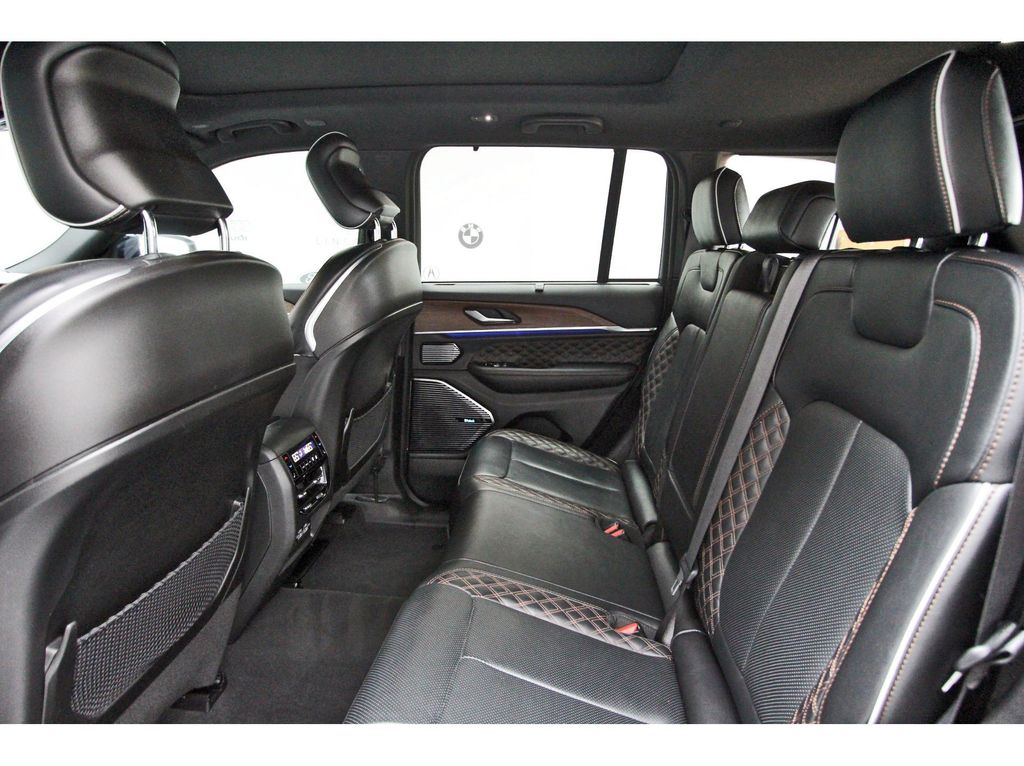 2024 Jeep Grand Cherokee Summit - Photo 12