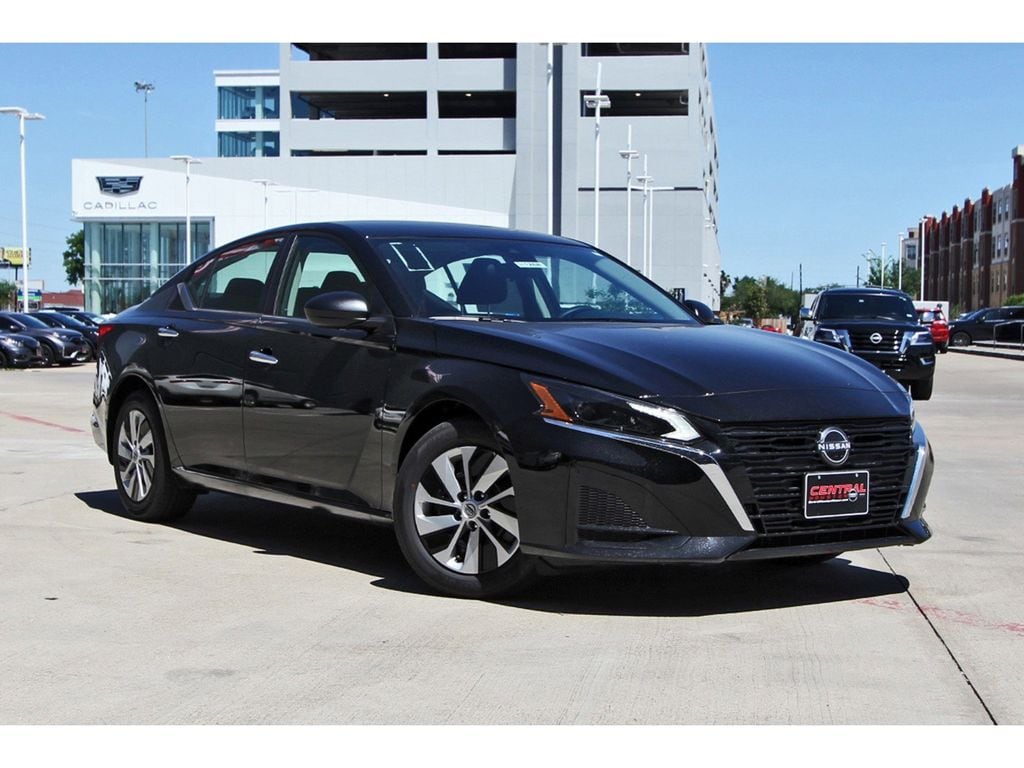 2025 Nissan Altima S