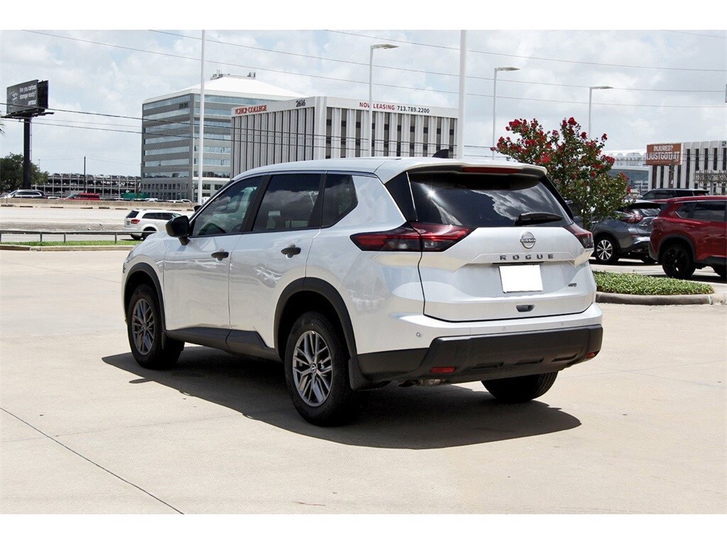 2024 Nissan Rogue S photo 4