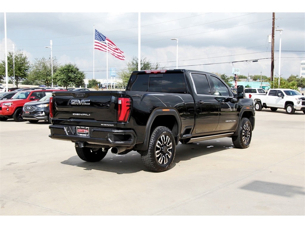 2025 Gmc Sierra 3500 HD Denali Ultimate photo 4