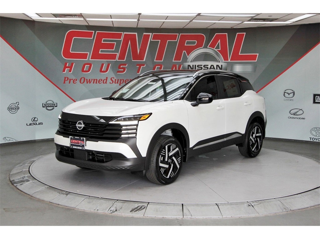2026 Nissan Kicks SV photo 2