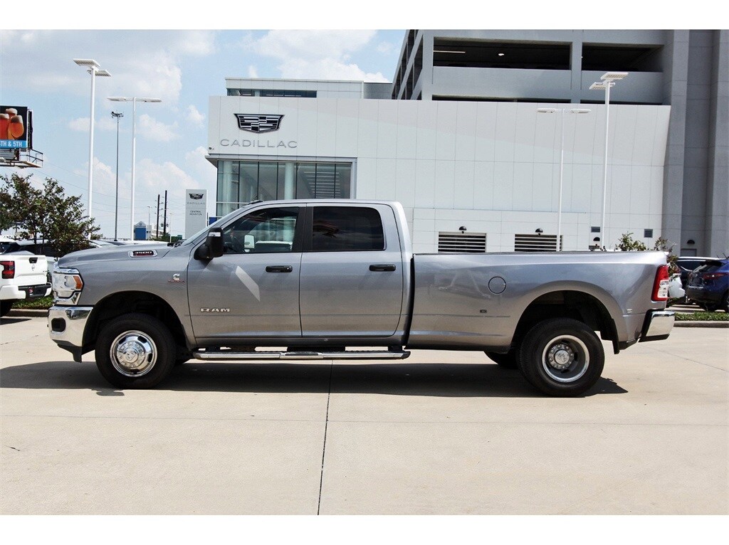 2024 Ram 3500 Big Horn photo 3