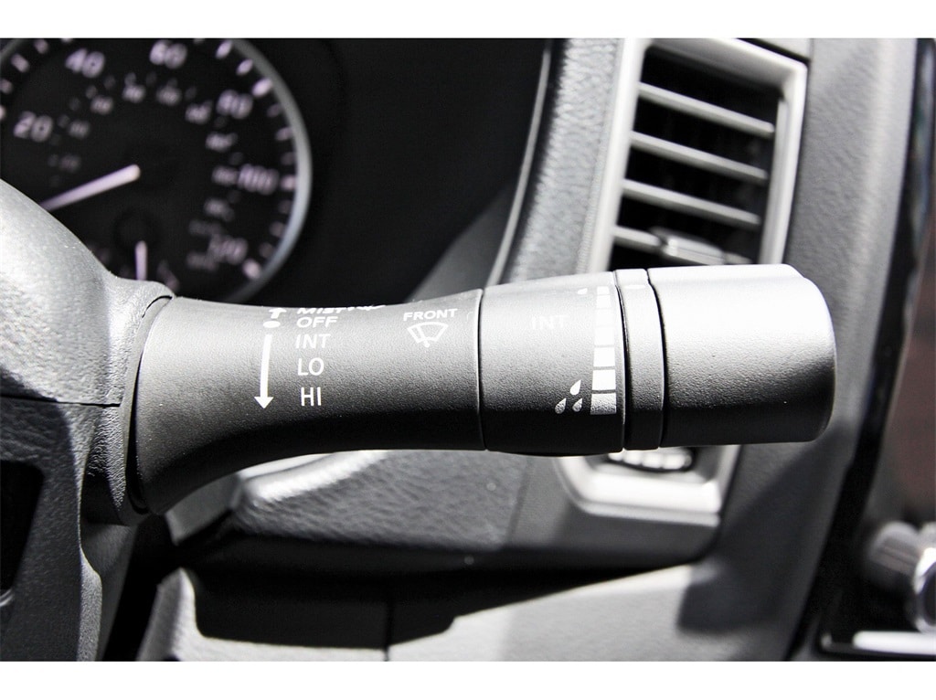 2024 Nissan Frontier SV - Photo 16