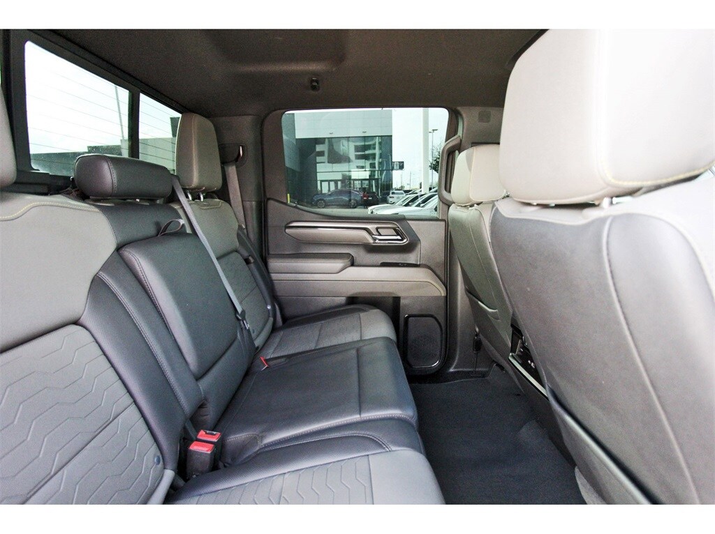 2024 Chevrolet Silverado 1500 ZR2 - Photo 9