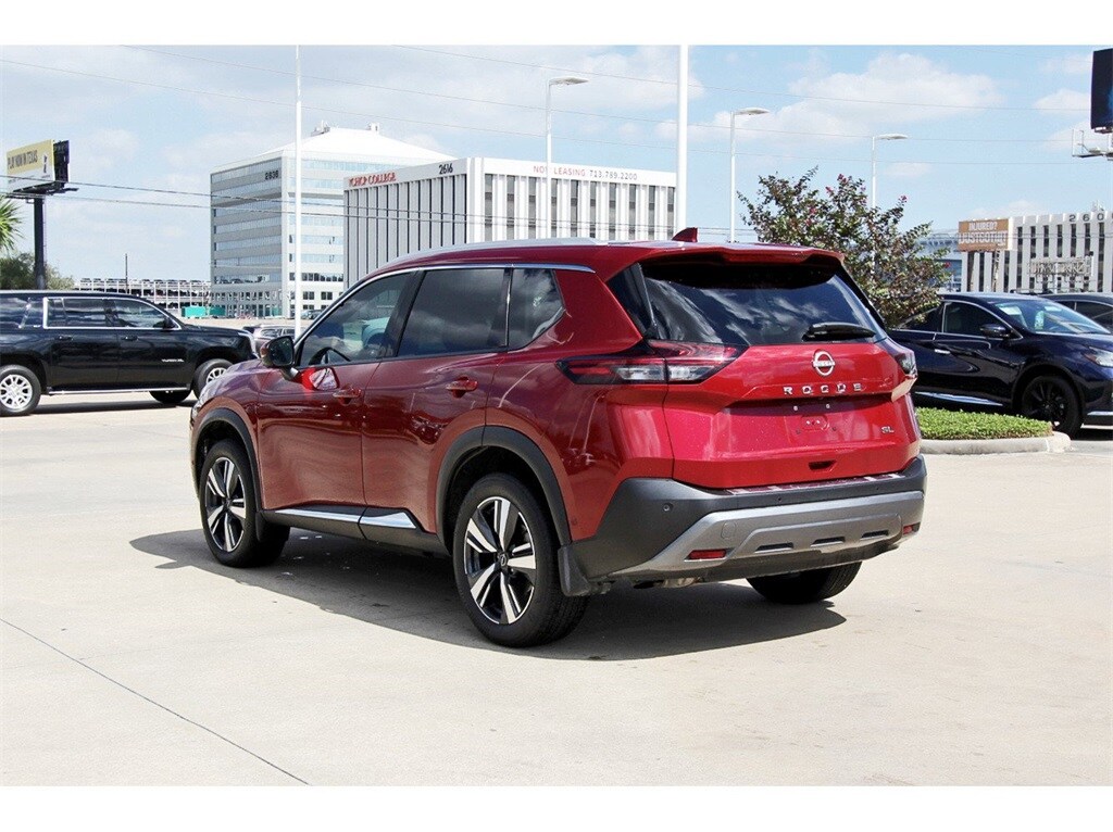 2023 Nissan Rogue SL photo 2