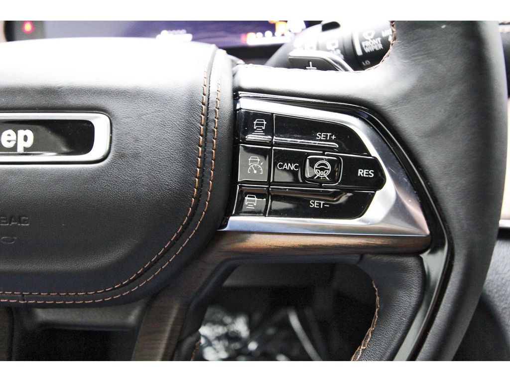2024 Jeep Grand Cherokee Summit - Photo 19