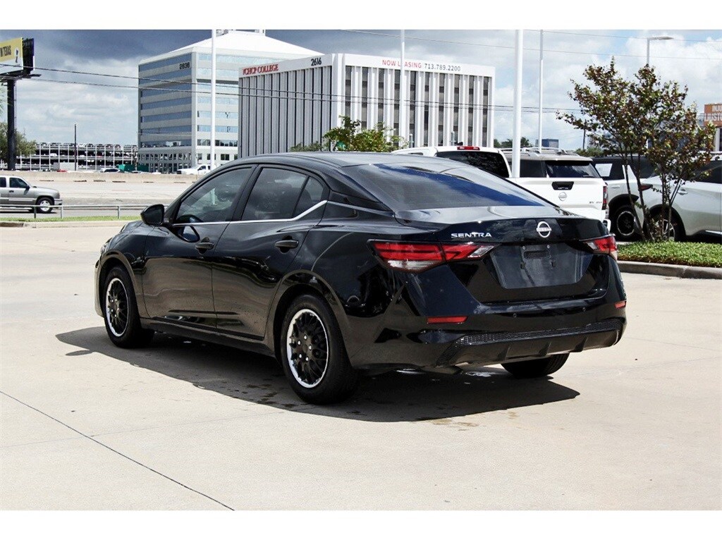 2025 Nissan Sentra S photo 4