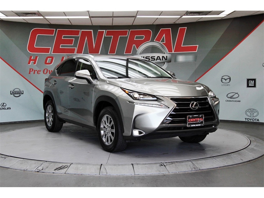 2015 Lexus NX 200t Luxury photo 2
