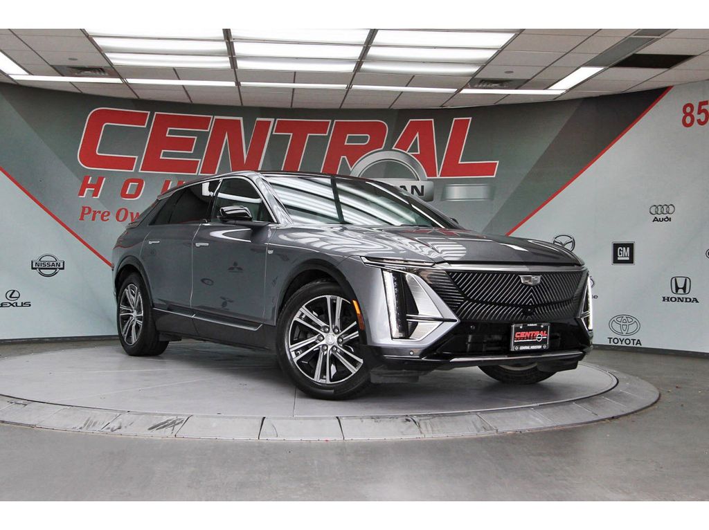 2023 Cadillac LYRIQ