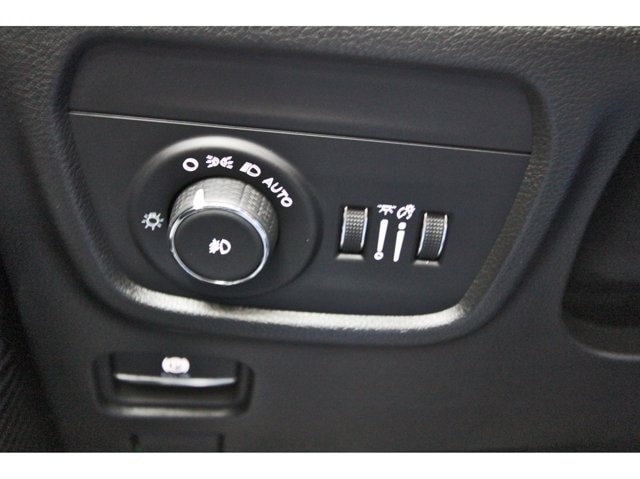 2024 Jeep Grand Cherokee Summit - Photo 22