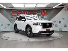 2025 Nissan Pathfinder Platinum SUV