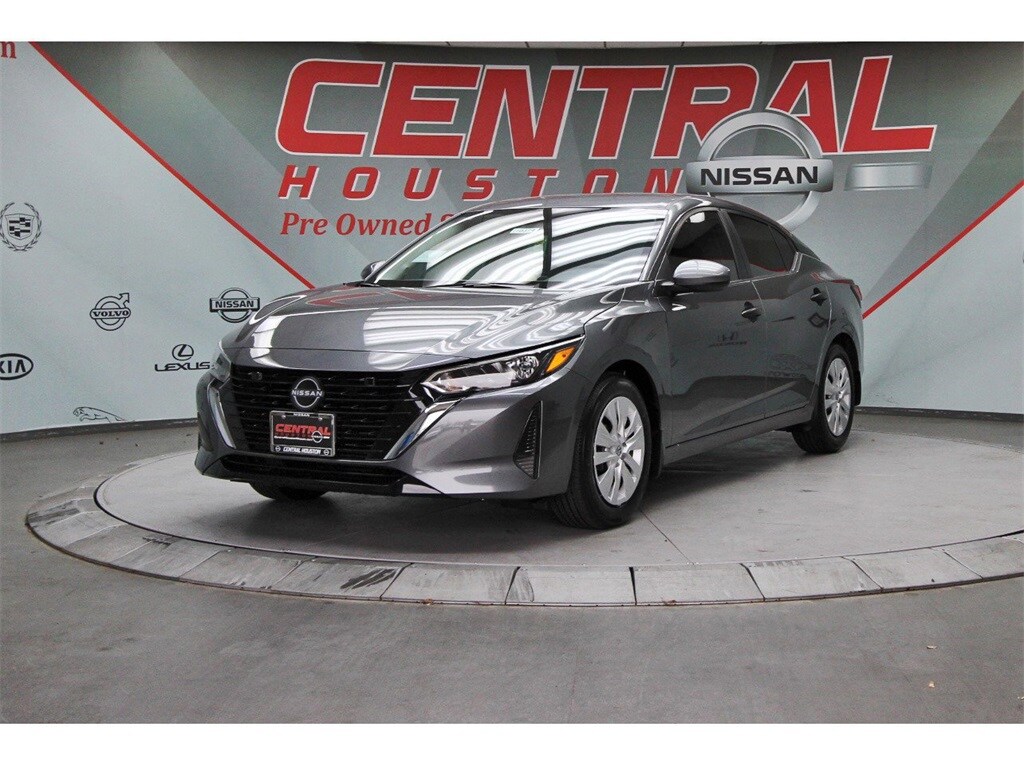 2025 Nissan Sentra S photo 2