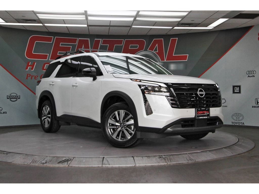 New 2026 Nissan Pathfinder SL