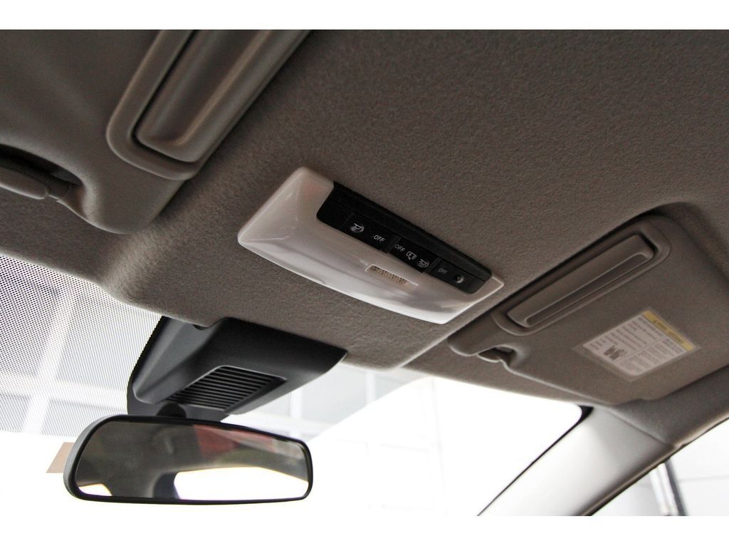 2025 Nissan KICKS PLAY Base - Photo 16