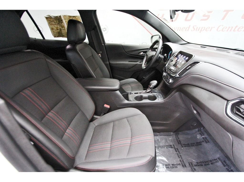 2024 Chevrolet Equinox RS - Photo 11