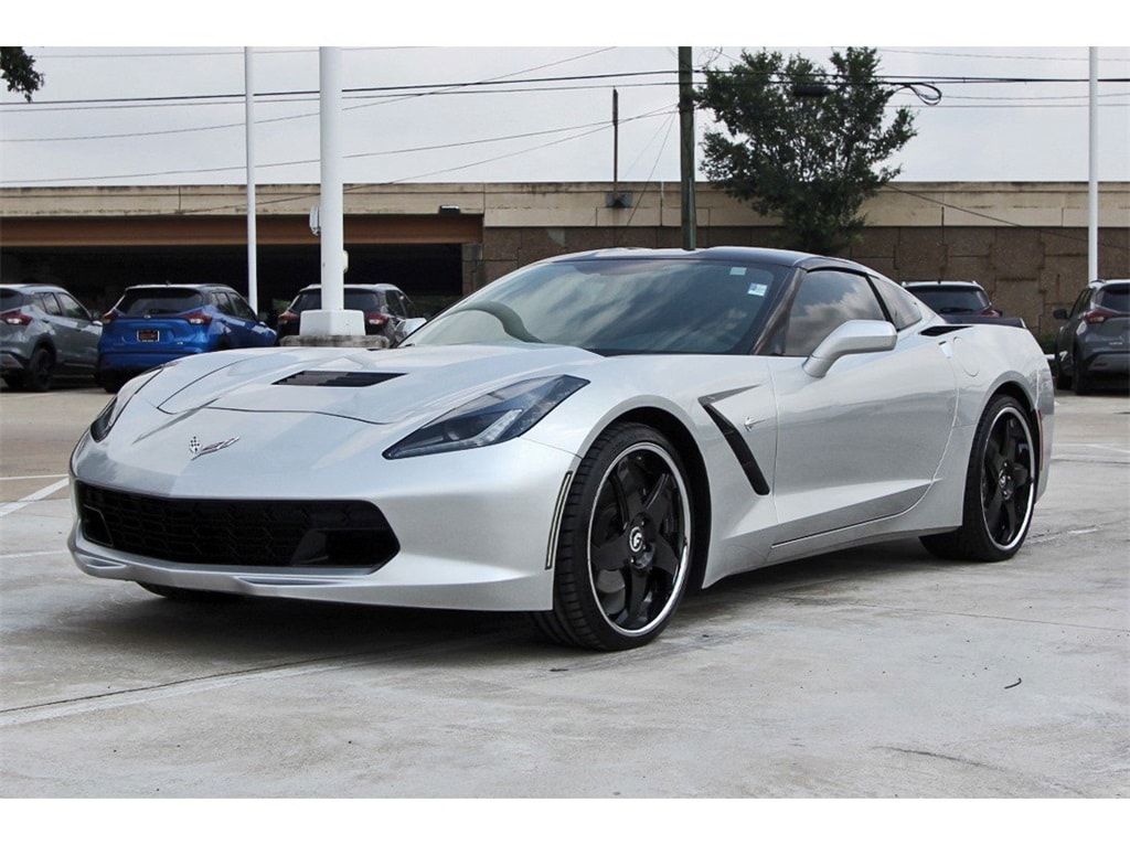 Used 2017 Chevrolet Corvette 1LT with VIN 1G1YB2D75H5108623 for sale in Houston, TX