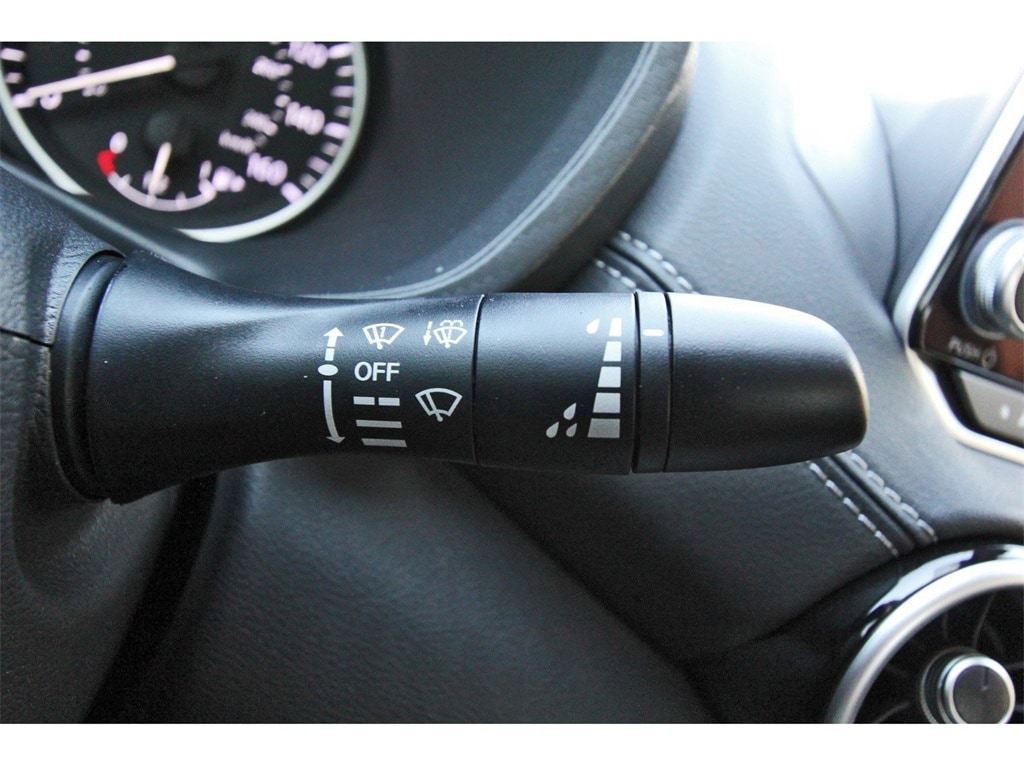 2025 Nissan Sentra SV photo 14