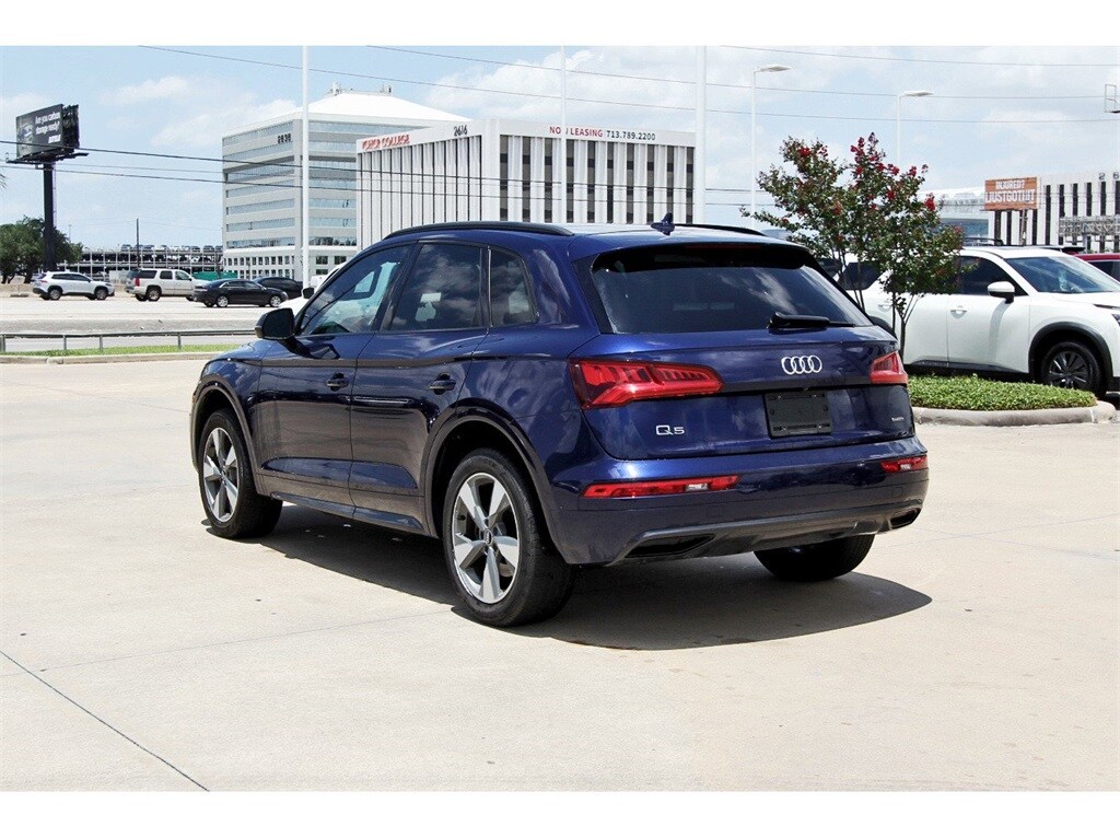 2020 Audi Q5 45 Premium photo 4
