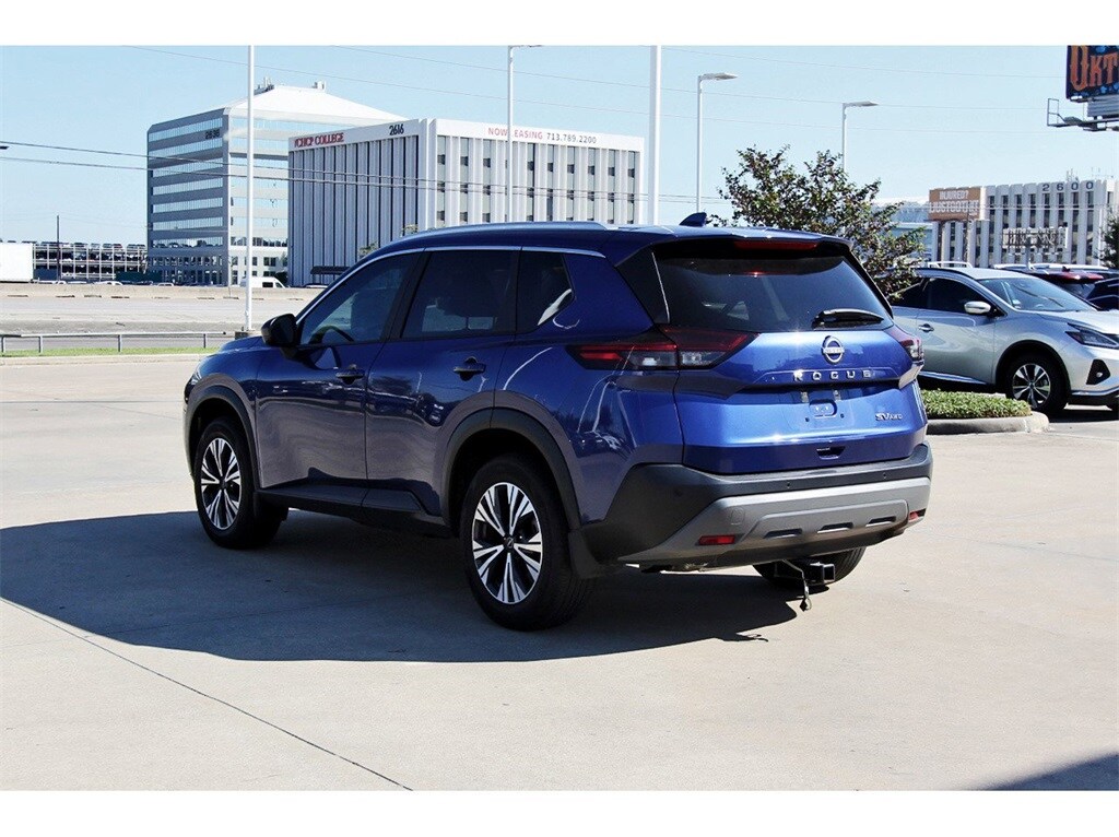 2023 Nissan Rogue SV photo 2