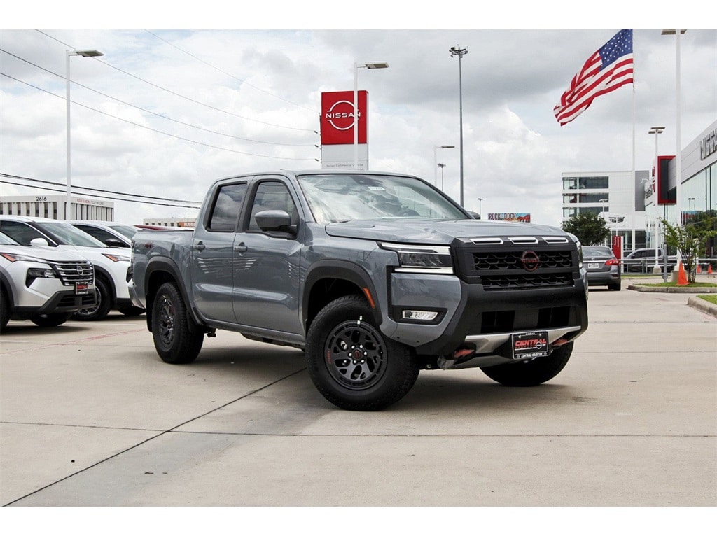 2025 Nissan Frontier
