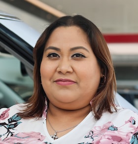 Staff member Denise Toledo from ID_c6211e37acba
