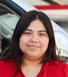 Staff member Jisela Velasquez from ID_85968306f7fe