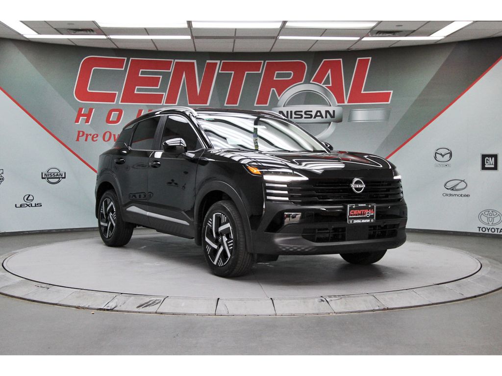 New 2026 Nissan Kicks SV