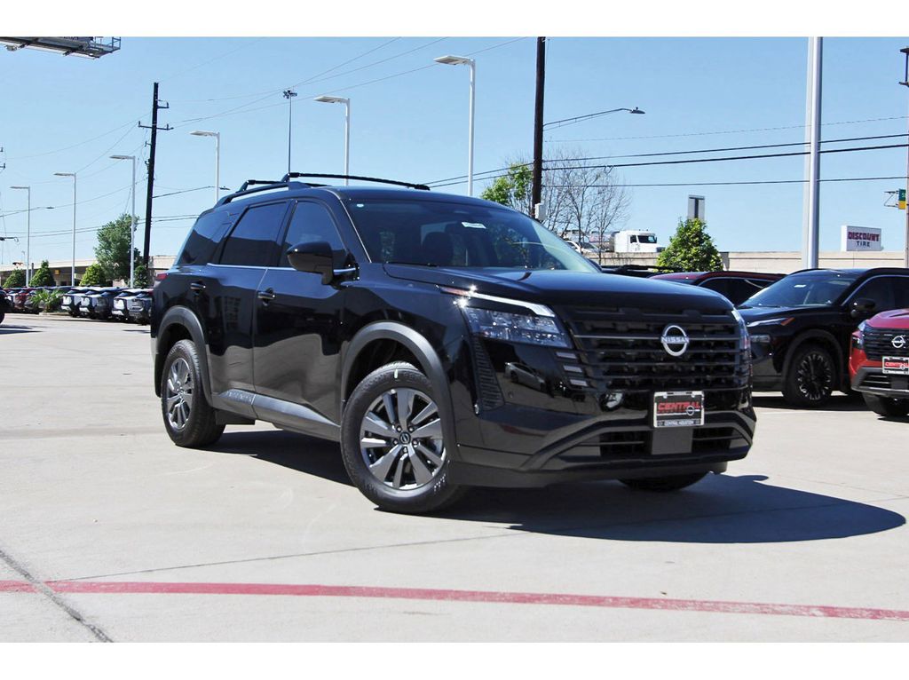 New 2026 Nissan Pathfinder SV