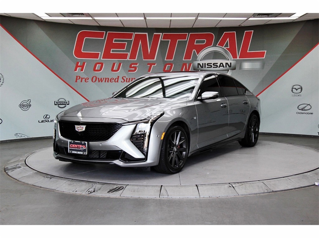 2025 Cadillac CT5 Sport photo 3