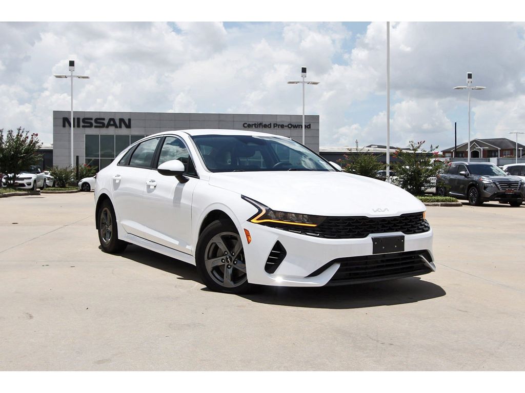 2023 Kia K5 LXS