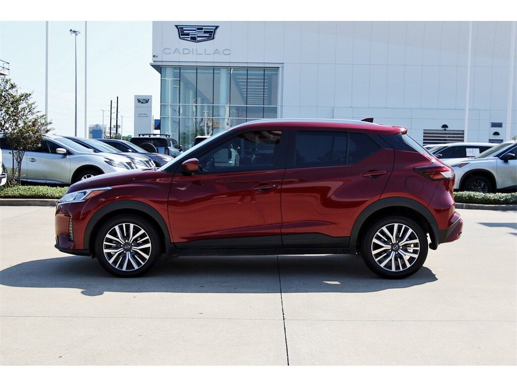 2024 Nissan Kicks SV photo 3