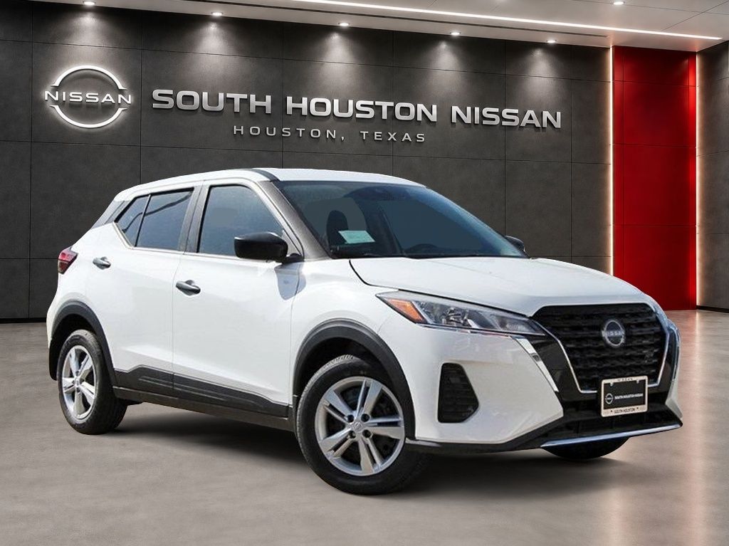 New 2025 Nissan Kicks Play S