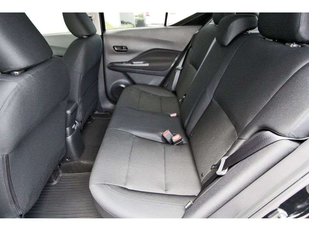 2025 Nissan KICKS PLAY Base - Photo 7