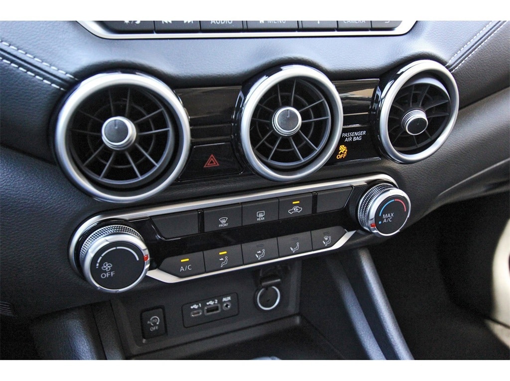 2025 Nissan Sentra SV photo 24