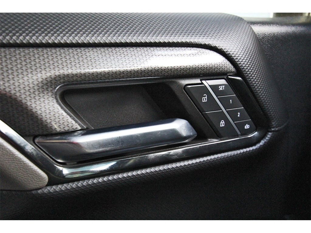 2024 Chevrolet Silverado 1500 ZR2 - Photo 17