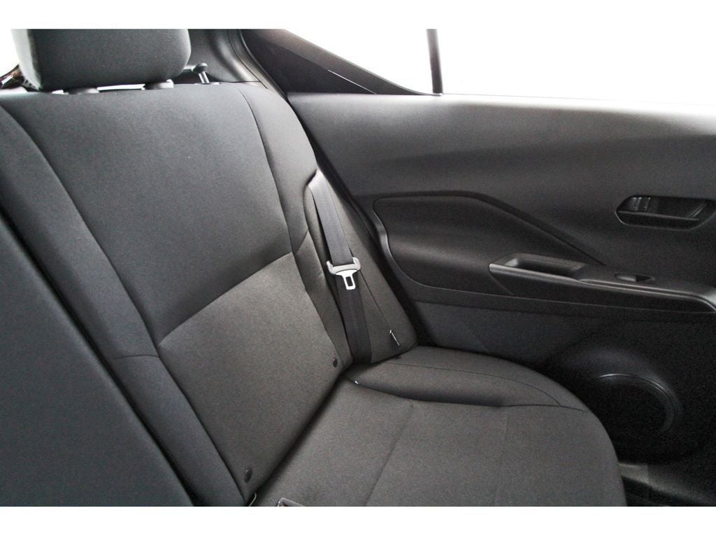 2025 Nissan KICKS PLAY Base - Photo 12